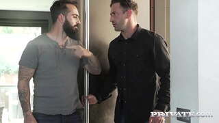 Бу похотливая задница блондинки берничек тә була алмый насытиться әгъзасы! Ул мәҗбүр үз задницу эшләргә кабул интенсивные удары буенча киске һәм двойное тирән тамакны бу отвратительном трехходовом сексе. Тулы Щелчок буенча Private.com !