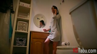 ���મે પોકળ વાણી આ ડેડી વિશે મોમ કહેવું