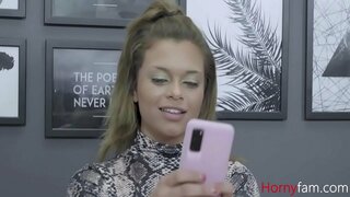 וואַרעם שוועסטער טיילן איין מאַן